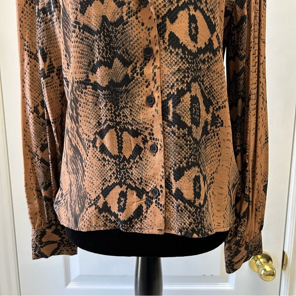 Topshop Snake Print Button-Up Shirt Blouse Brown and Black Size 4 - Picture 13 of 15
